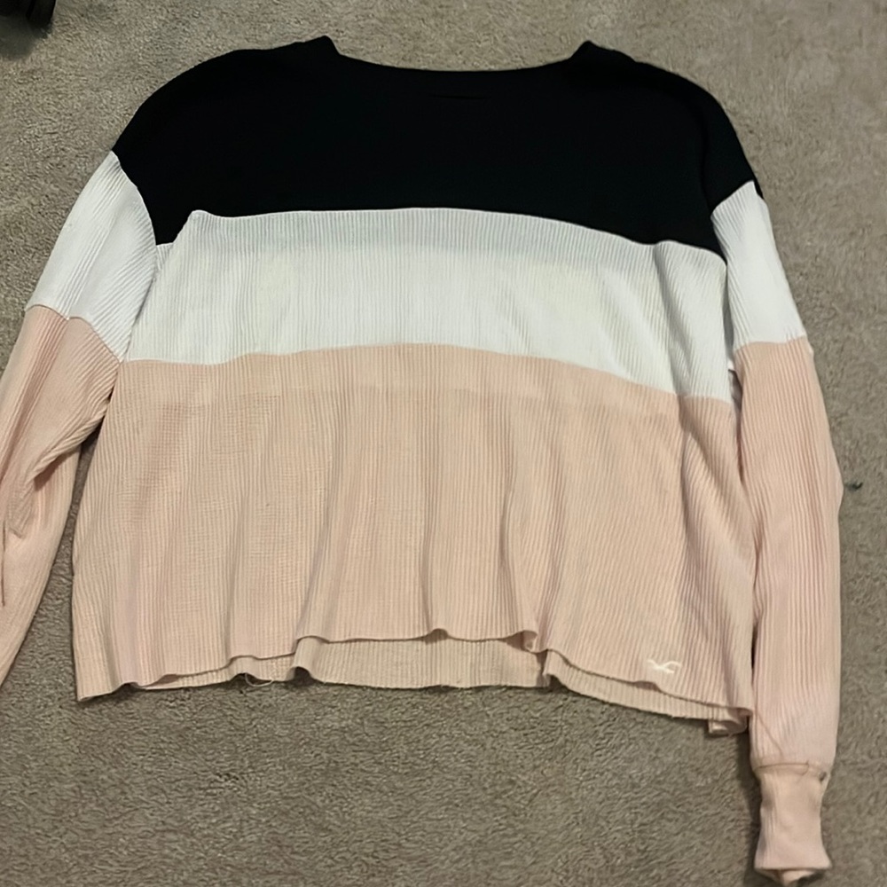 hollister long sleeve bf tee size M